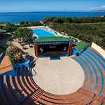 Parque de vacaciones Baia Calava E